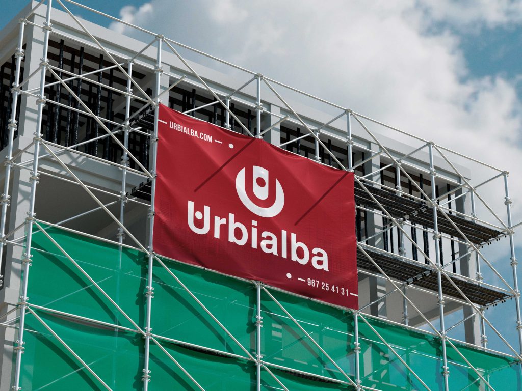 Cartelería obra exterior Urbialba diseñada por Trinexo